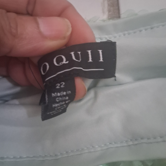 Eloquii Shimmering Green Sequin Pencil Skirt - Picture 7 of 11